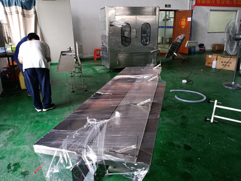 自動液體灌裝機與市場同步走，滿足快捷式出產